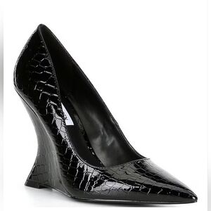 Steve Madden Rival Crocodile Embossed Wedge Pumps